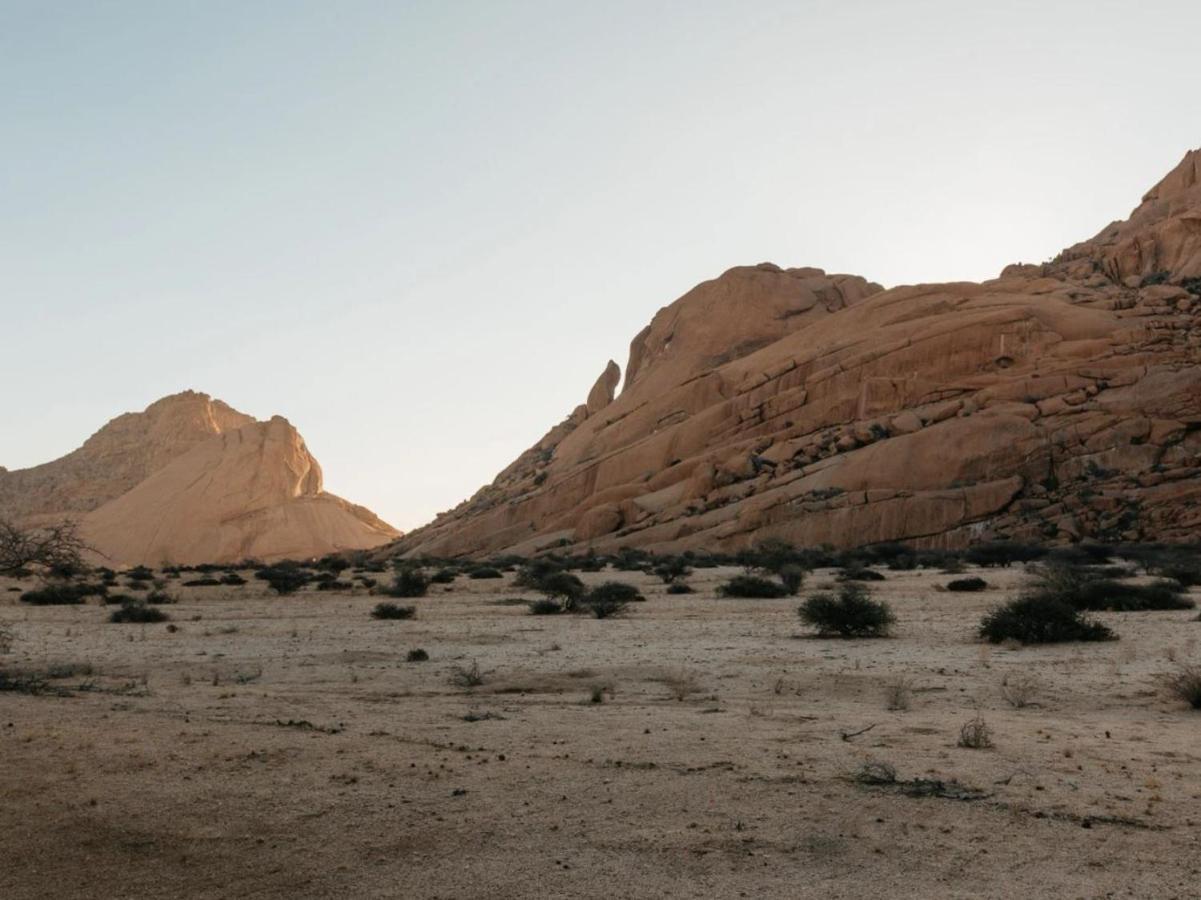 Spitzkoppe Cabin Camp Usakos Kültér fotó